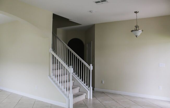 House for Lease