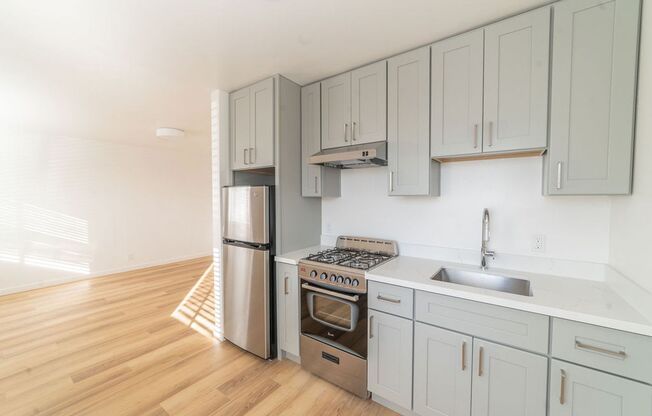274 40th Street Way
