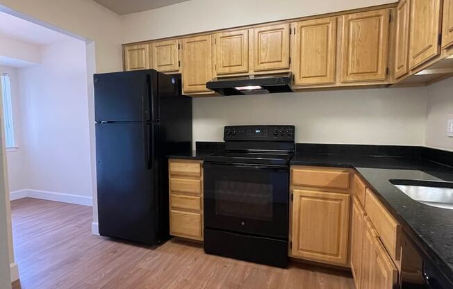 2 beds, 2 baths, 1,000 sqft, $1,900, Unit 14204 #A2