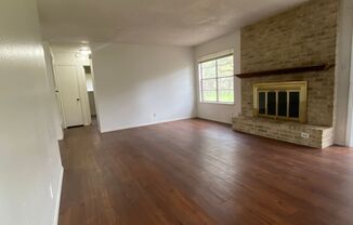 2 beds, 1 bath, $1,399