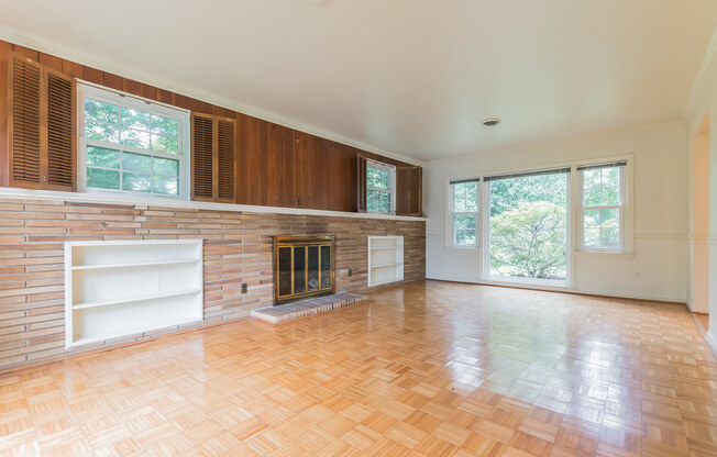 Fantastic Ranch in Convenient Location!