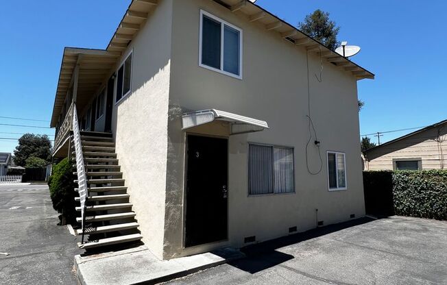 $1995 - Cozy 1/1 located near the Rose Garden