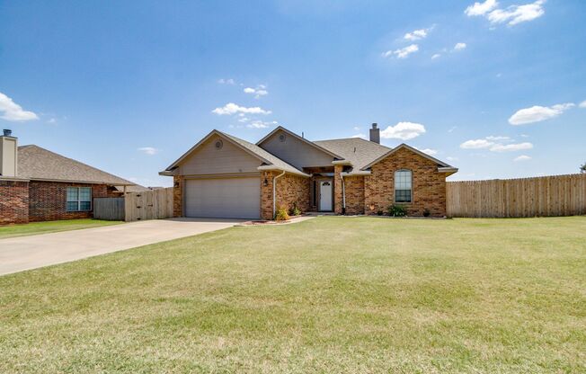 3 Bedroom 2 Bath 2 Car Garage In Piedmont Schools!!!