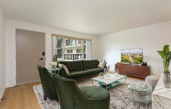 1 bed, 1 bath, 466 sqft, $1,470, Unit 041