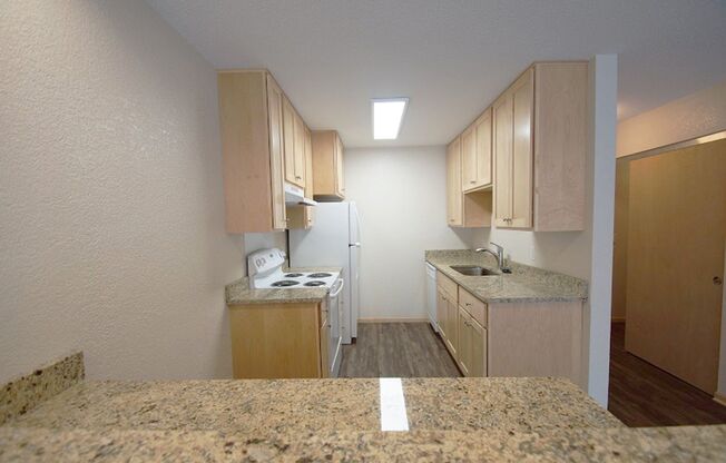 1 bed, 1 bath, 780 sqft, $1,374, Unit 213