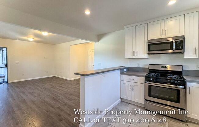 1270 W 39th St