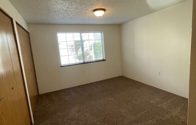 2 beds, 2 baths, 1,027 sqft, $1,450, Unit 39