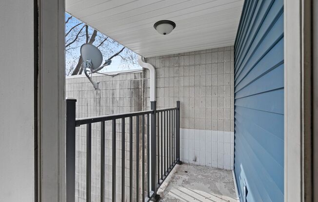 Studio, 1 bath, $699.99, Unit 1650-05
