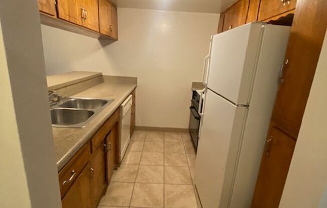 2 beds, 2 baths, $1,195, Unit 1948