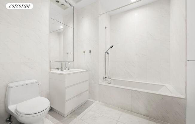 3 beds, 3.5 baths, 2,290 sqft, $35,000, Unit 44W