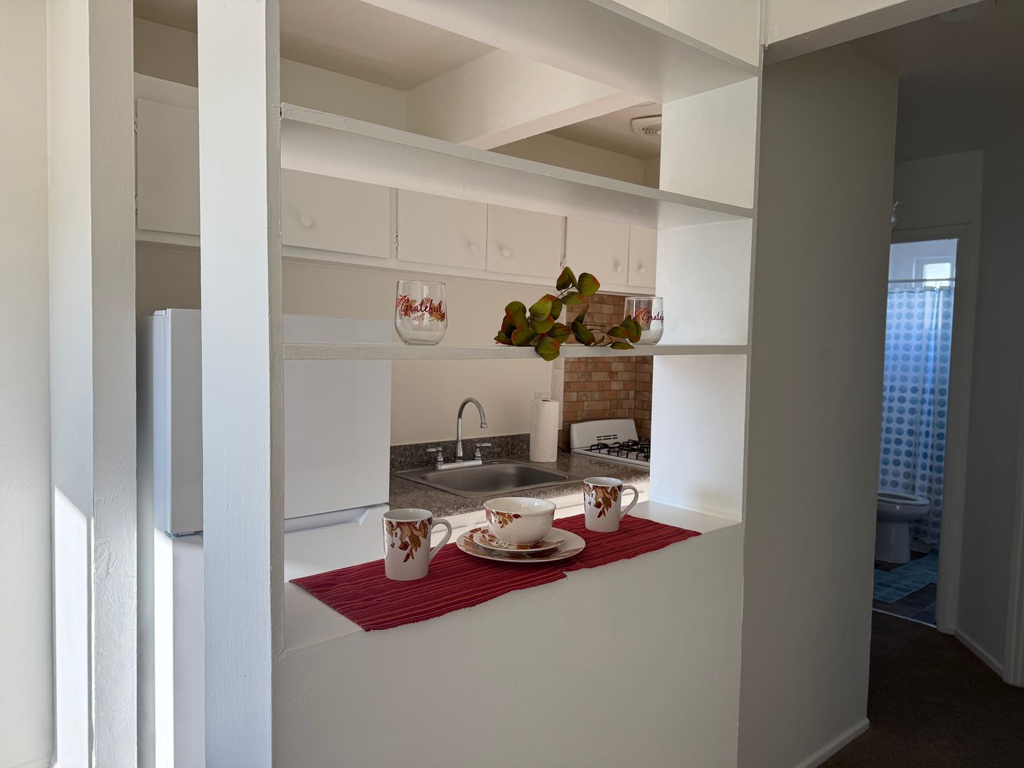 1545/57 Montair Apartments