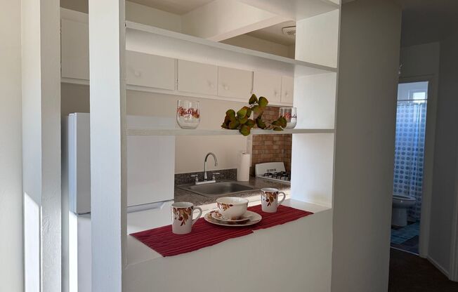 1545/57 Montair Apartments