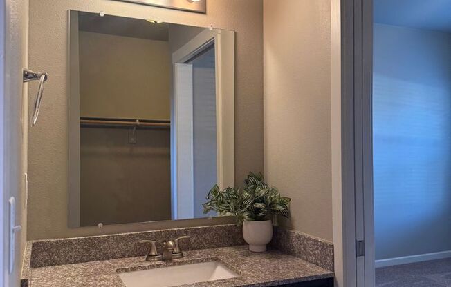 2 beds, 2 baths, $1,725, Unit 136