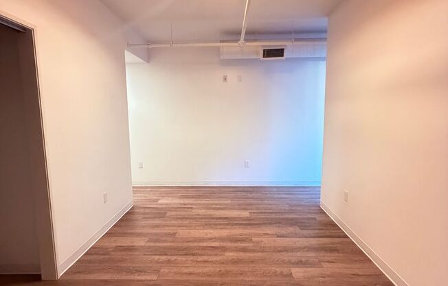 Studio, 1 bath, 615 sqft, $1,500, Unit Unit 407