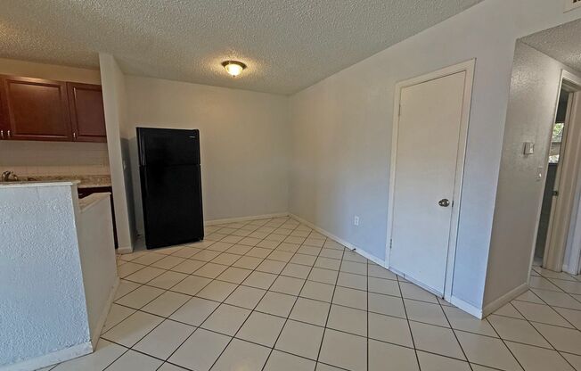 2 N Fernwood Ave #14