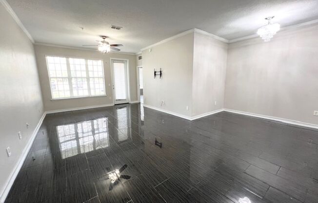 Spacious 3-Bedroom, 2-Bath Condo in Campfield – Over 1,600 sq. ft. of Living Space!