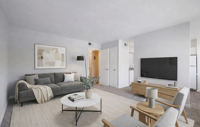 2 beds, 1 bath, 816 sqft, $1,245, Unit 2194-09