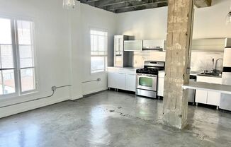 1 bed, 1 bath, 620 sqft, $1,950, Unit 34