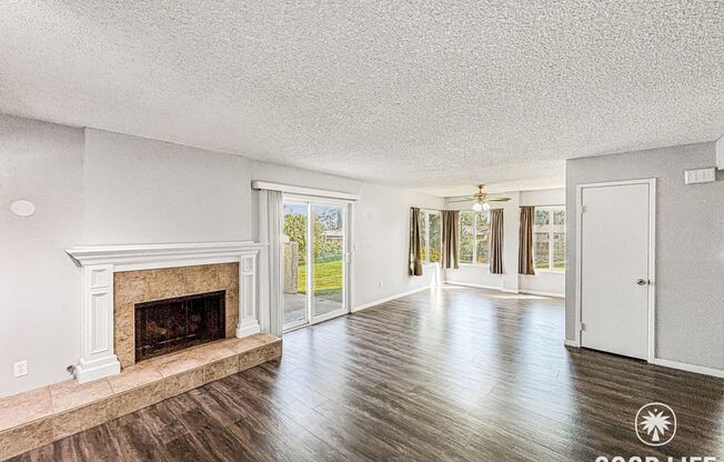 Stunning 3BD/2.5BA Townhouse in El Cajon W/ Central A/C, W/D, 2 Balconies, & Community Pool/Spa!