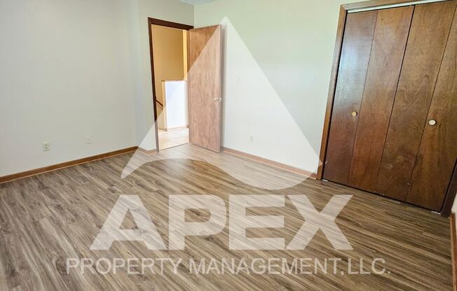 2 beds, 1.5 baths, 1,040 sqft, $1,400, Unit 7956 Andersonville Pike