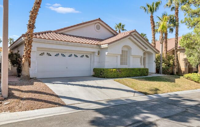 Great Single Story Summerlin Area Pool Home
