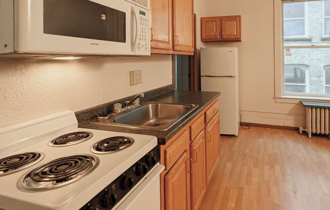 1 bed, 1 bath, 270 sqft, $540, Unit 415
