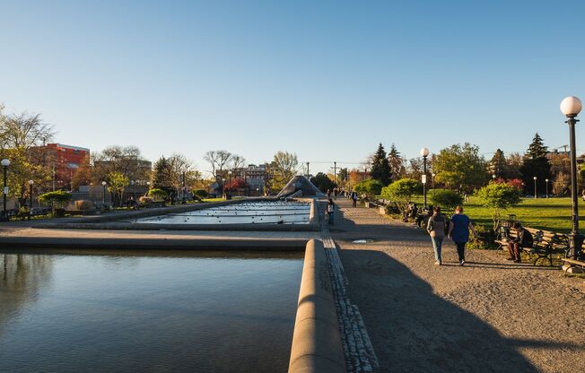 2 beds, 2 baths, 907 sqft, $3,850, Unit 607