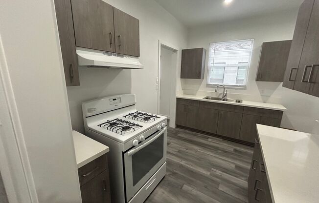 1941-1943 1/2 Bedford Ave.