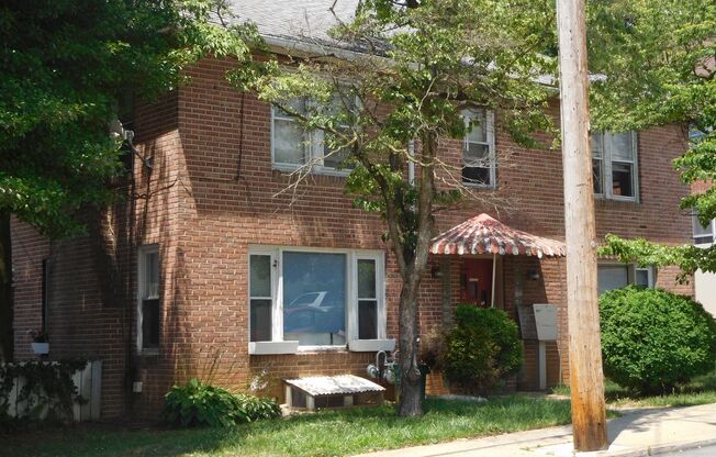 208 N POTOMAC ST