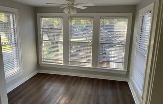 1 bed, 1 bath, $850, Unit Apt. E