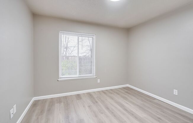 2 beds, 1 bath, 670 sqft, $1,199, Unit 2223 - 3C