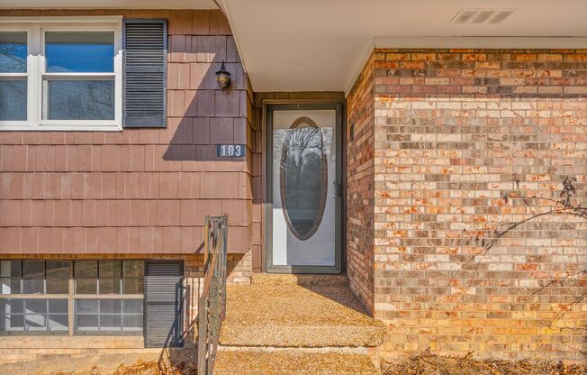 3 Bedroom 2 Bath Country Home For Rent in Dover!