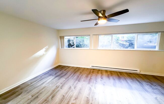 Studio, 1 bath, 384 sqft, $1,295, Unit 103