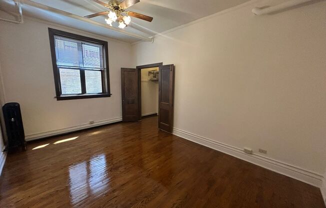 1 bed, 1 bath, 525 sqft, $1,645, Unit 225-G3