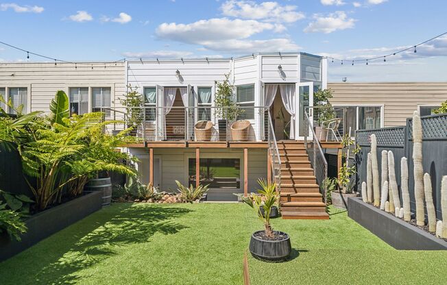 EXQUISITE 3BD 2BA REMODELED RESIDENCE IN VIBRANT SAN FRANCISCO NEIGHBORHOOD - INGLESIDE HEIGHTS
