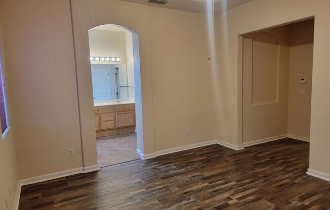 4 beds, 3 baths, $2,795