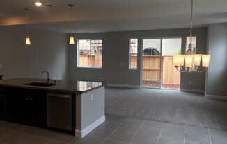 3 beds, 2.5 baths, $2,495, Unit # #C