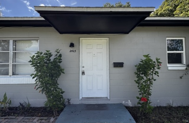 2425 AUSTIN AVE