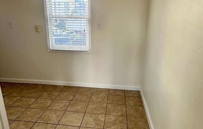 1001-1007 National City