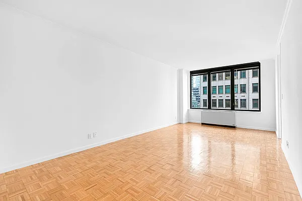 Studio, 1 bath, $7,700, Unit 25B