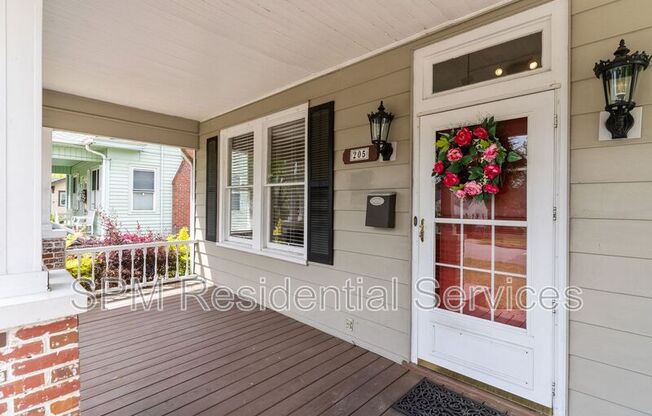 205 KENWOOD AVE