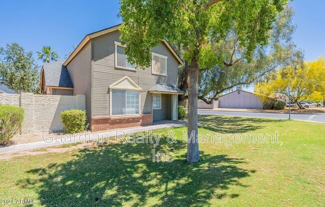 2327 W DESIREE
