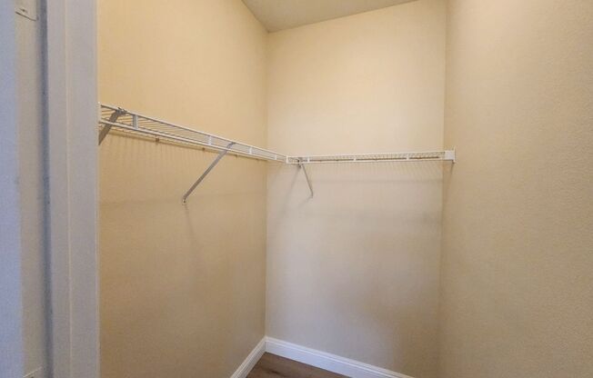 2 beds, 2 baths, $1,400, Unit Unit #1009