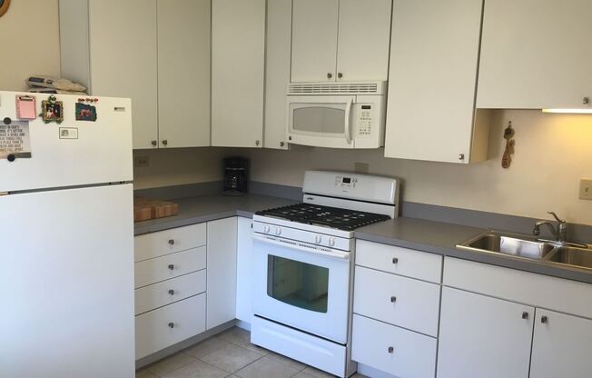 8042-46 Knox Ave in Skokie, IL