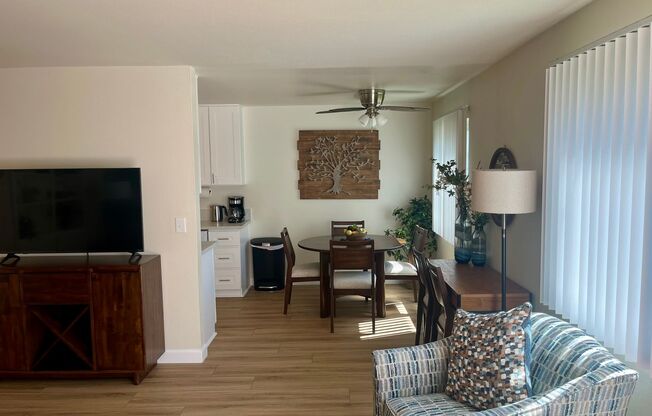 2 beds, 2 baths, 950 sqft, $4,000, Unit 509