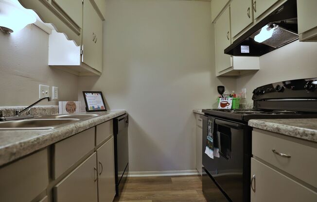 Hollybrook Apartments