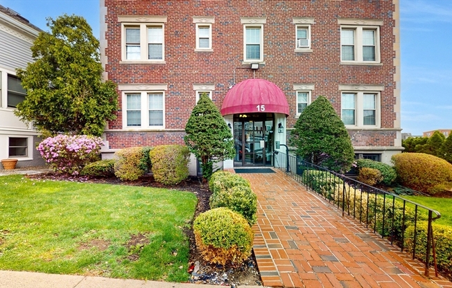 1 bed, 1 bath, 550 sqft, $2,195, Unit 7