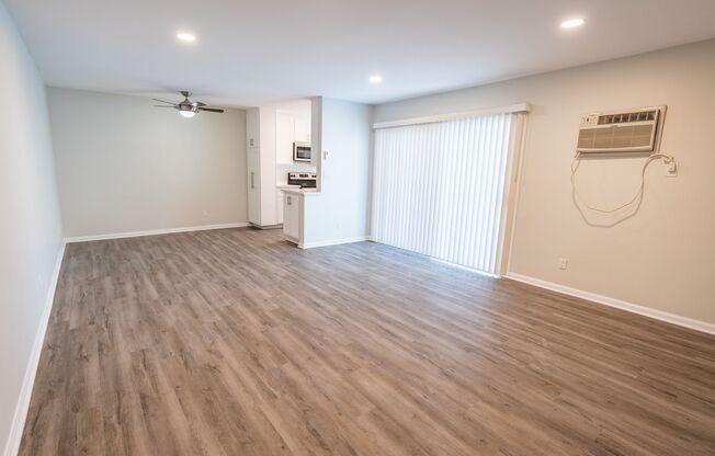 1 bed, 1 bath, 695 sqft, $1,898, Unit 306