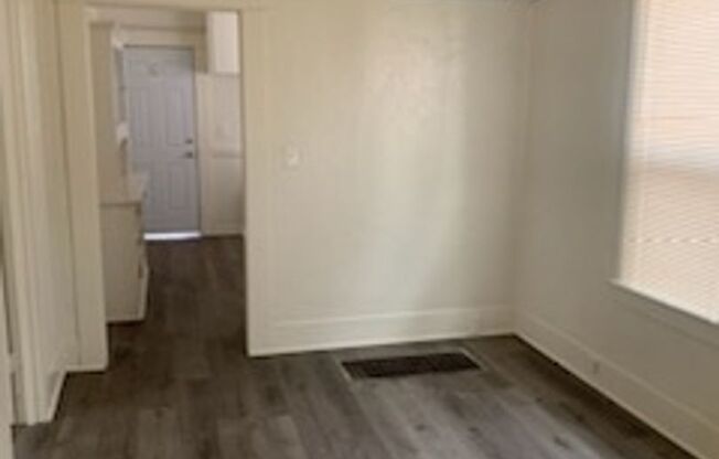 2 beds, 1 bath, $1,450