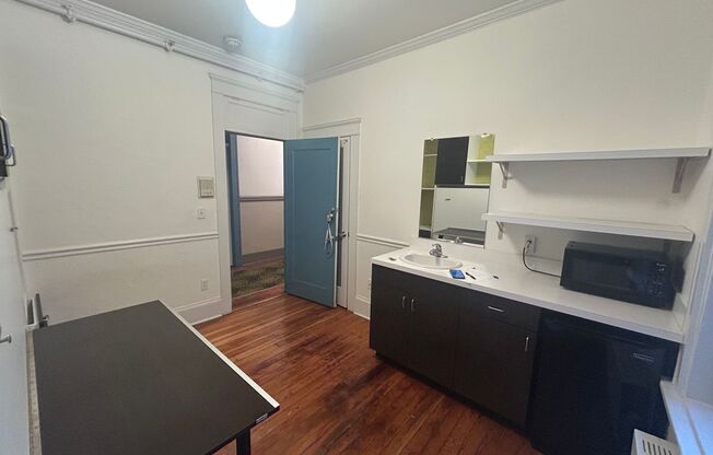 #356 ARTHUR APARTMENTS